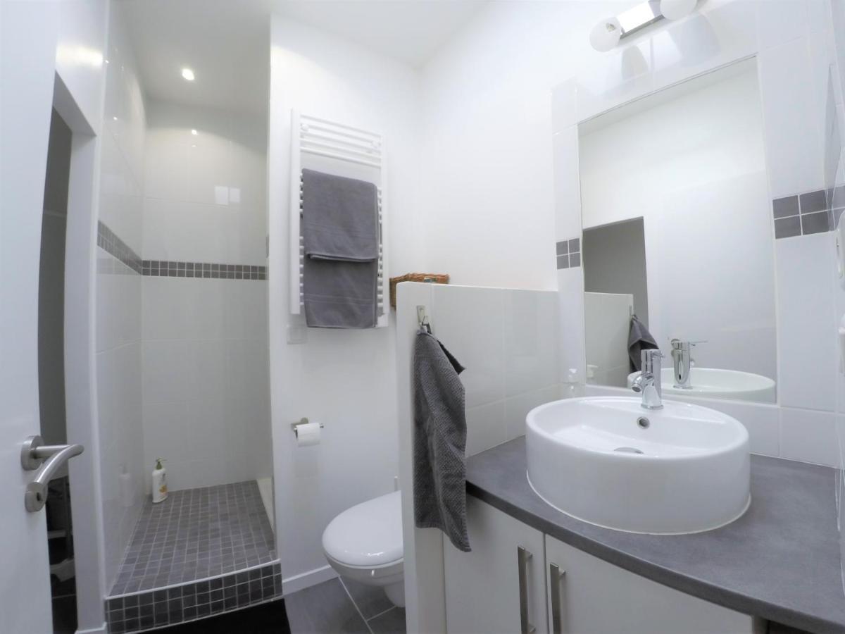 Ferienwohnung Le T2 Moderne Des Palmiers Au Coeur De Moissac Exterior foto